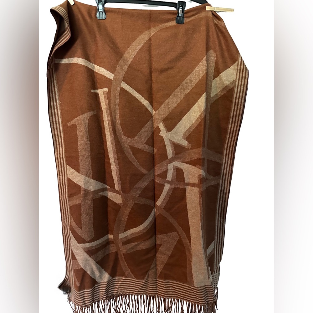 Wool shawl